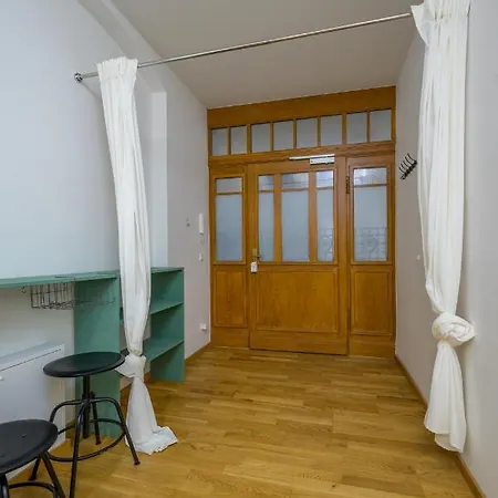 Arbio I Retro Near Hauptbahnhof Лейпциг