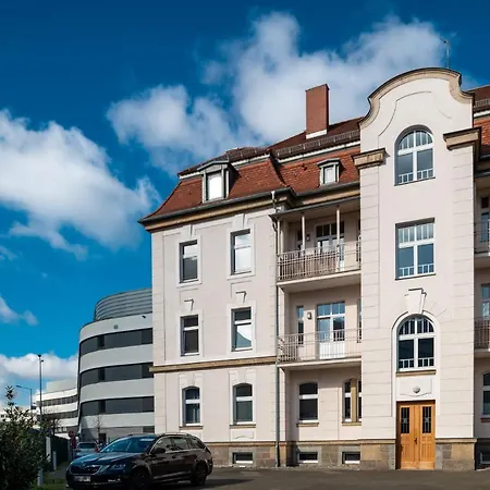 Arbio I Retro Near Hauptbahnhof *